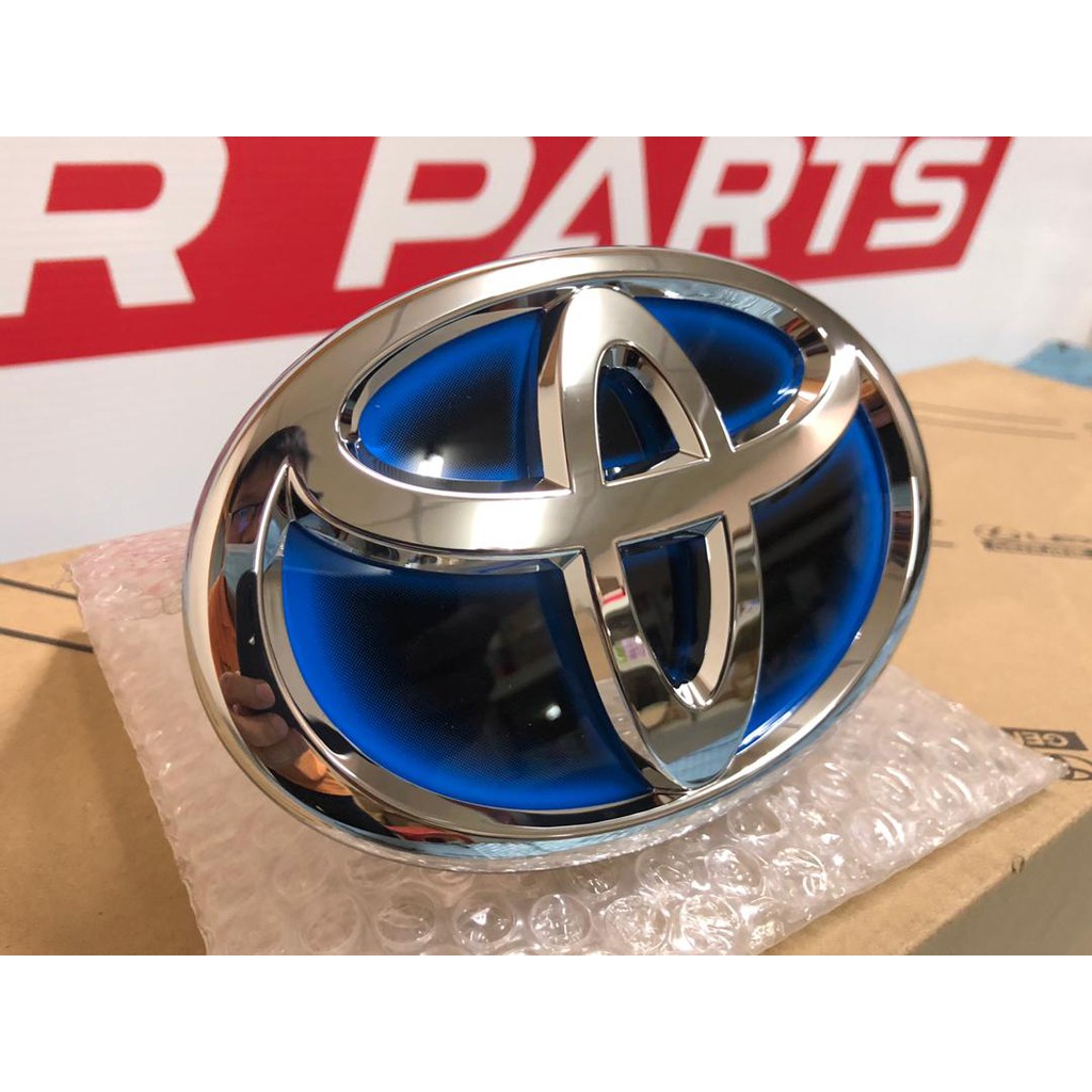 TOYOTA ORIGINAL FRONT LOGO GRILLE EMBLEM PRIUS C NHP10 | Shopee Malaysia