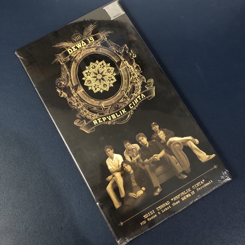 DEWA 19 Republik Cinta Audio Music CD & VCD Shopee Malaysia