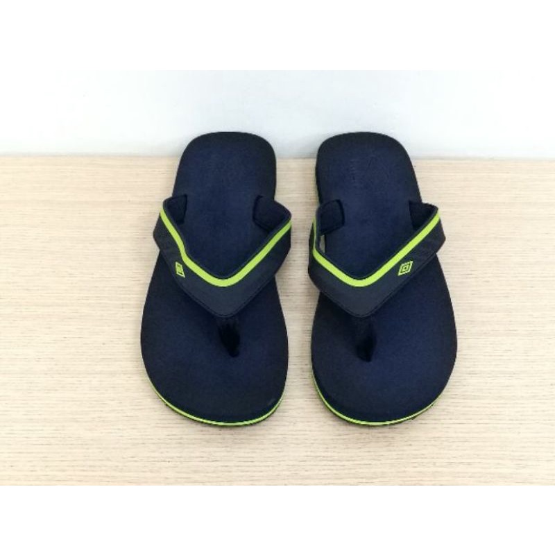 Umbro Slipper Leonel 11U01 32 Navy Green Shopee Malaysia