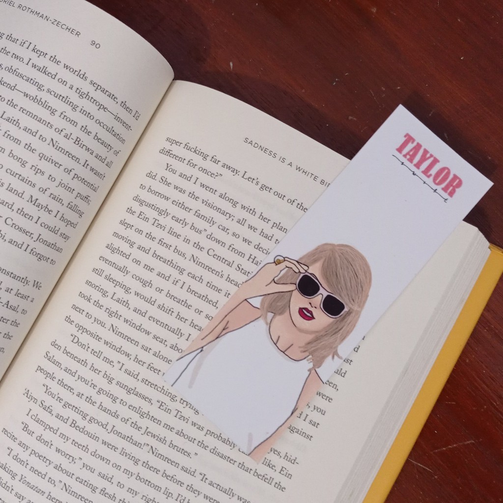 Bookmark Taylor Swift, Selena Gomez, Billie Eilish, Ariana Grande ...