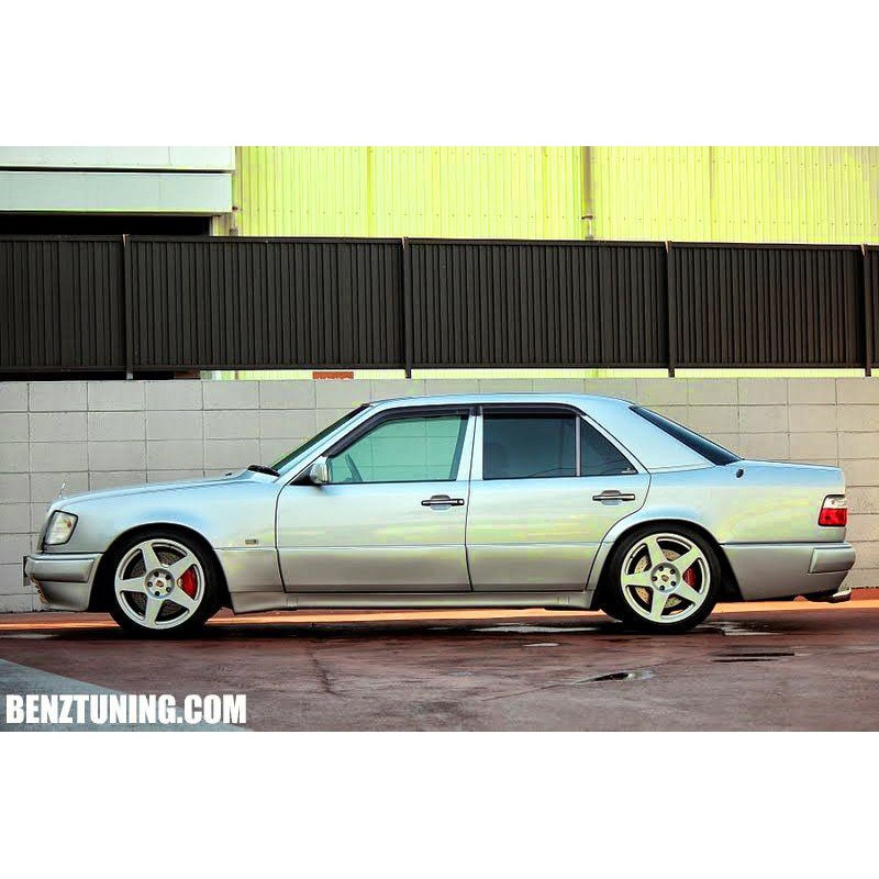 Mercedes w124 e500 store body kit