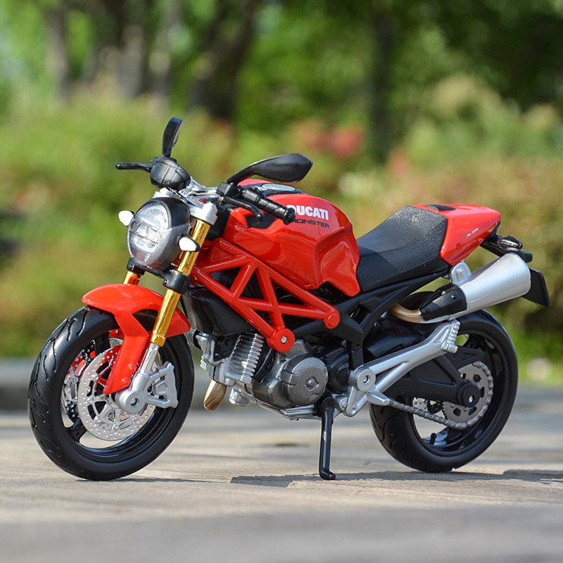 Ducati monster 696 online red