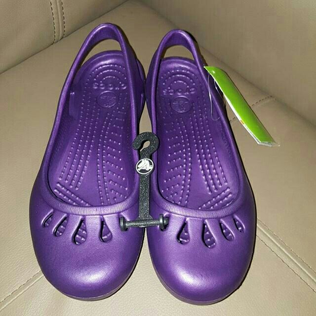 Crocs malindi ( plum ) | Shopee Malaysia