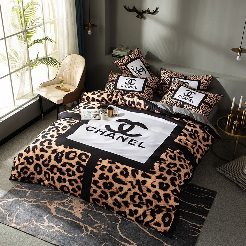 New Luxury Chanel Bedding Sets 3
