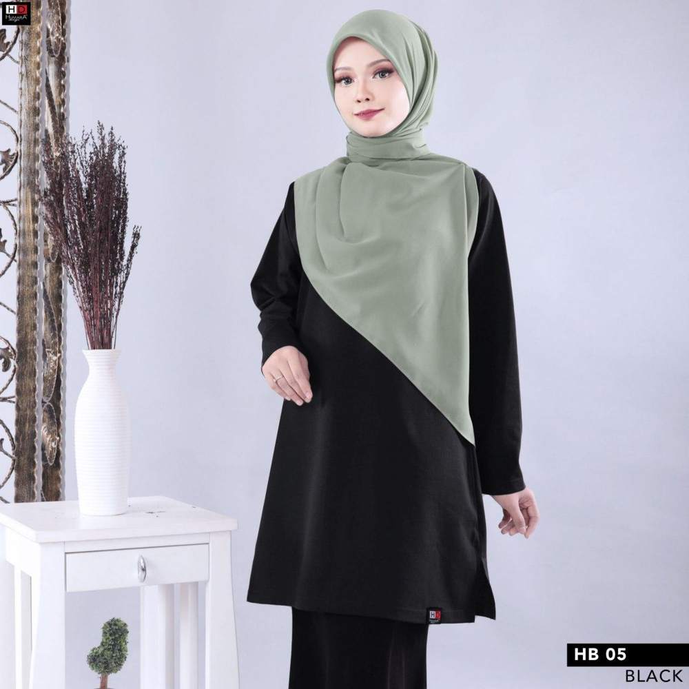 Tshirt Muslimah Humaira Design Basic Plain - Black (HB 05) | Shopee ...