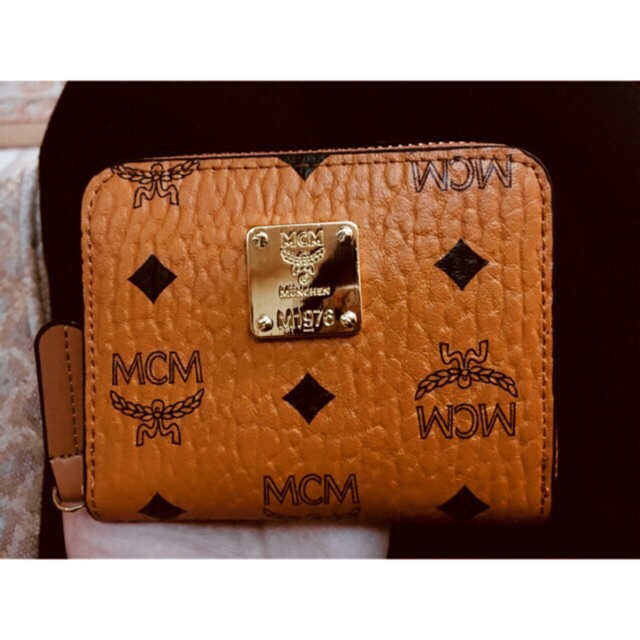 MCM Purse Wallet Zip + Card + Box + Serial Number