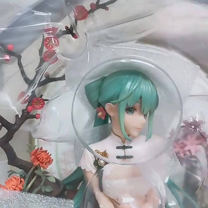 24cm Original Hatsune Miku Anime Figure Miku Japanese Version Pvc Figurine  Model Toys Collectible Ornaments For Boys Xmas Gift with box