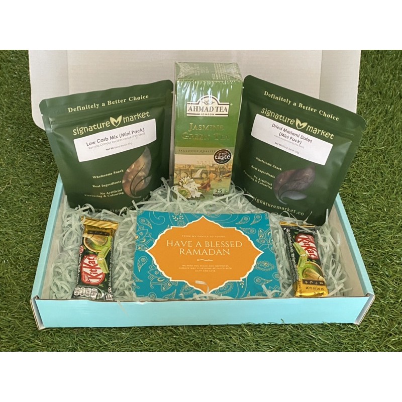 Hari Raya Gift Set A(Signature Market Date&Nuts,Kit Kat chocolate,Ahmad ...