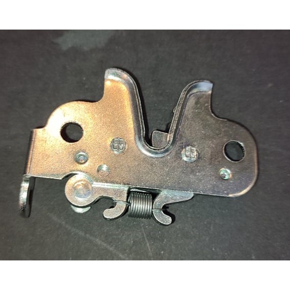 [ORIGINAL] SEAT LOCK BRACKET FOR BENELLI RFS150i [READY STOCK] Shopee