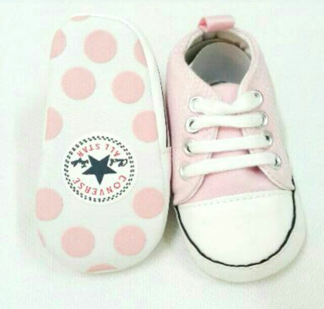 Converse 0-6 months clearance girl