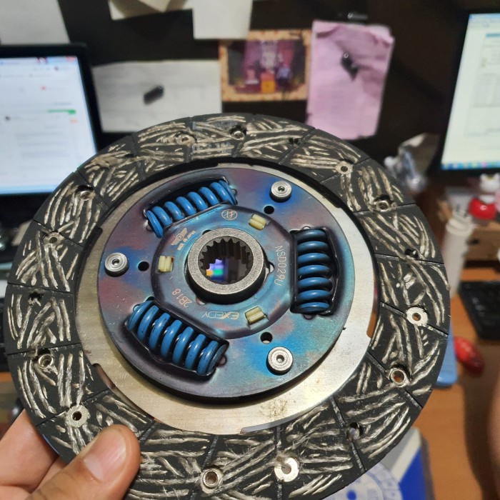 Sunny B11 B1 B13 120y Clutch disc plate Clutch plate OEM HQ Nissan