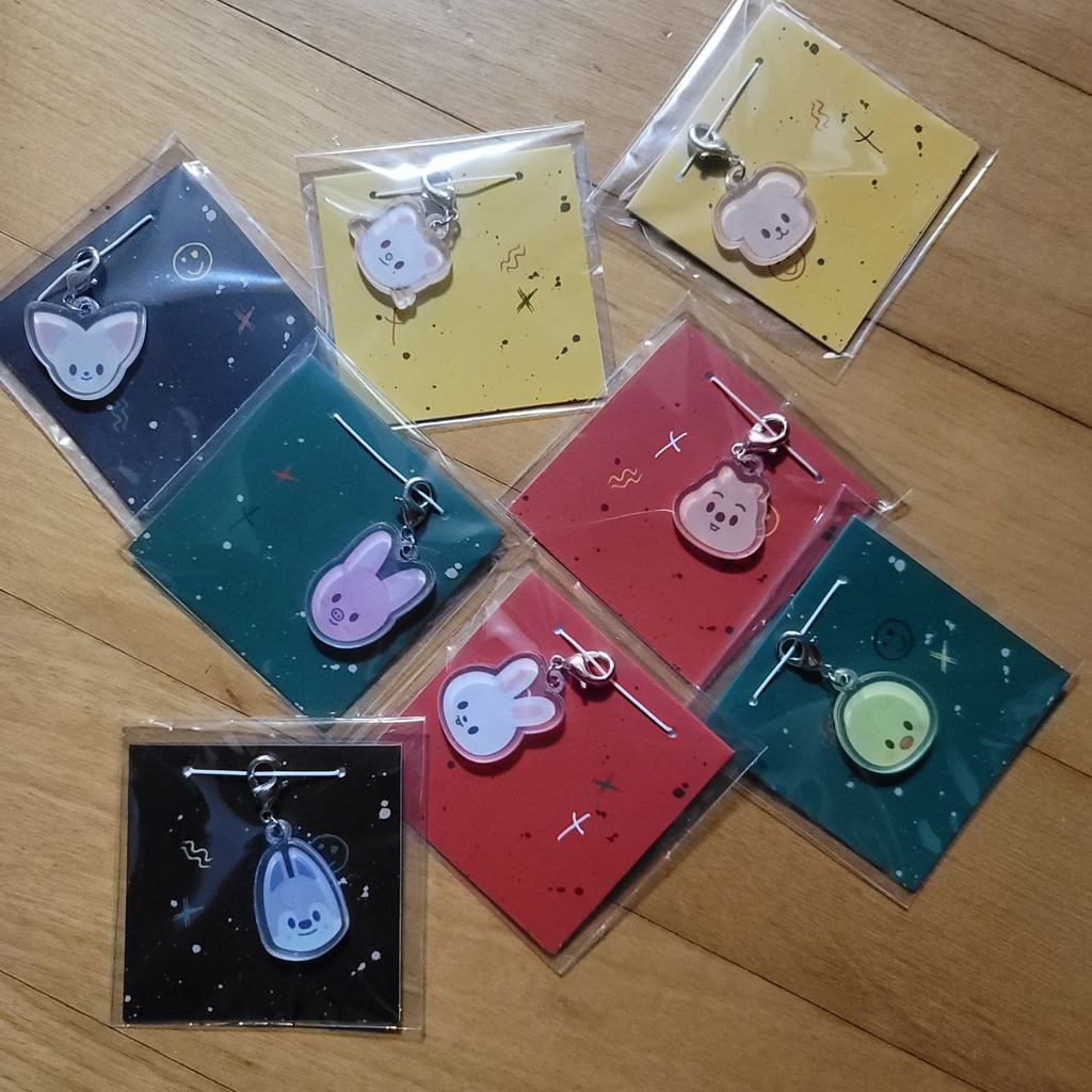 STRAY KIDS x SKZOO KEY RING MINI CHAM POP-UP STORE THE VICTORY in seoul ...