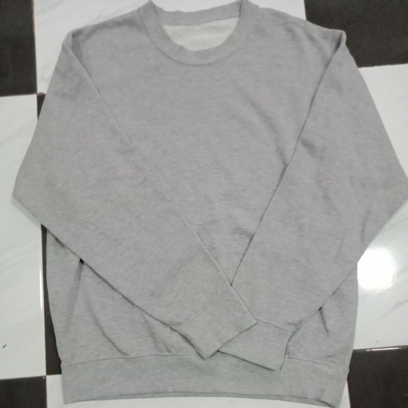 Sweatshirt uniqlo clearance malaysia