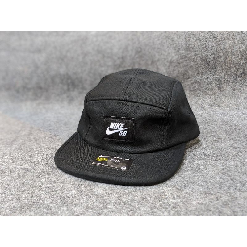 Nike cap 5 store panel