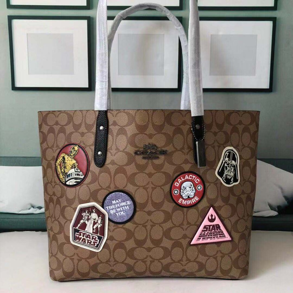 Ready Stock！！】Coach Lady's Star Wars joint venture open