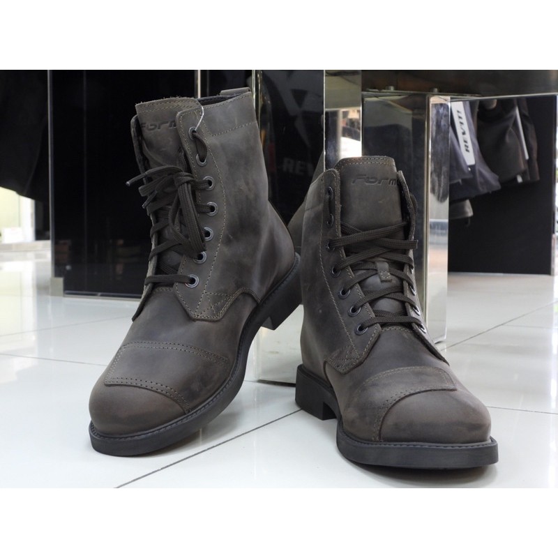 Forma hotsell boots malaysia