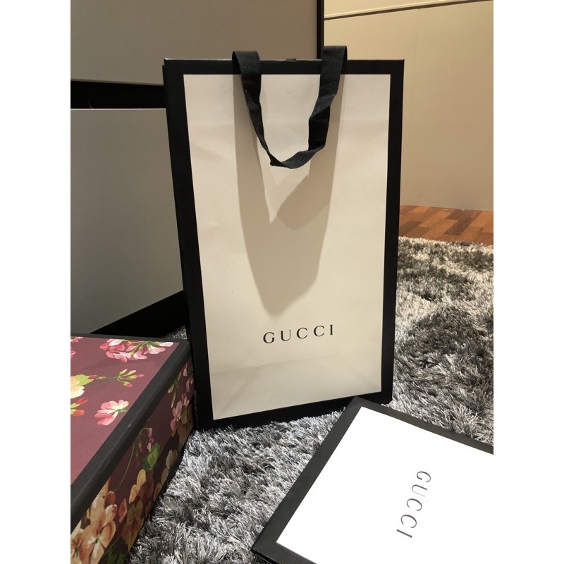 Gucci gift best sale bag white