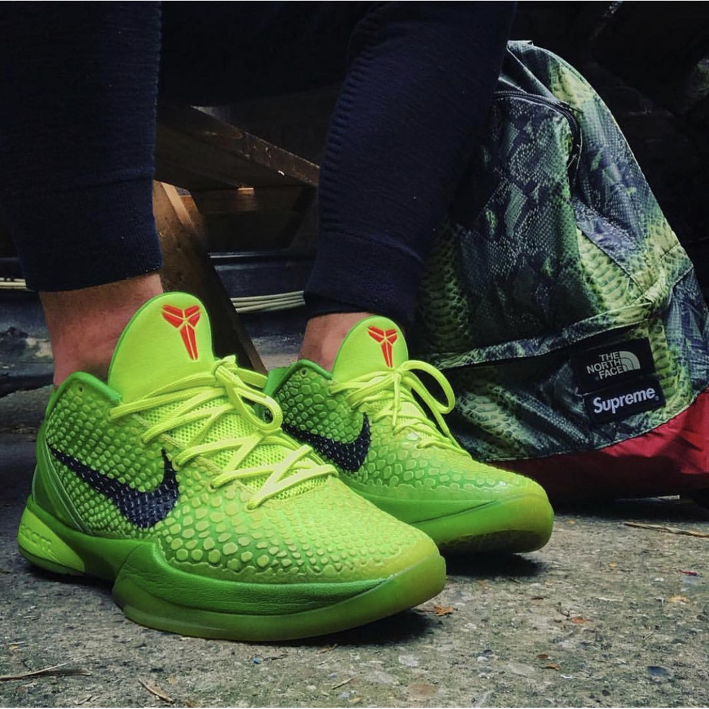 Nike zoom cheap kobe 6 grinch