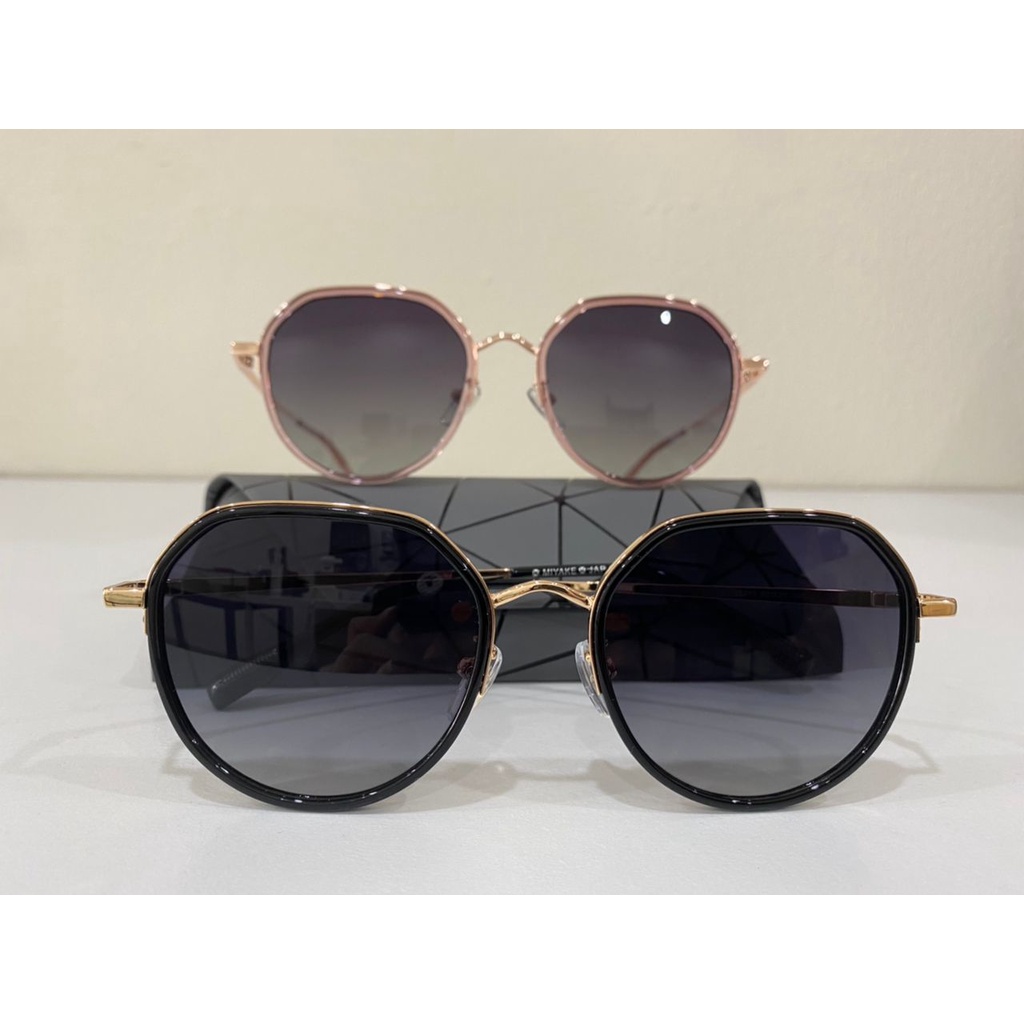 Issey Miyake Fashionable Polarize Sunglass for Ladies (Limited Stock ...