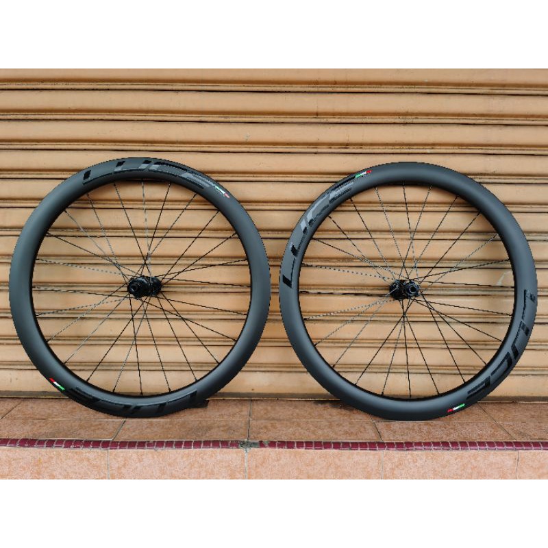 Luce carbon shop wheelset