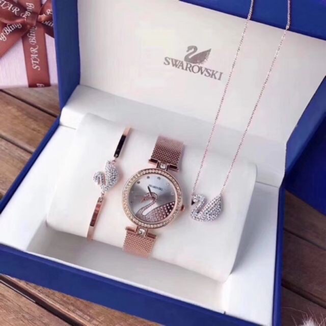 Neelofa swarovski outlet watch