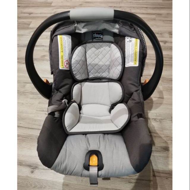 Chicco carrier car outlet seat