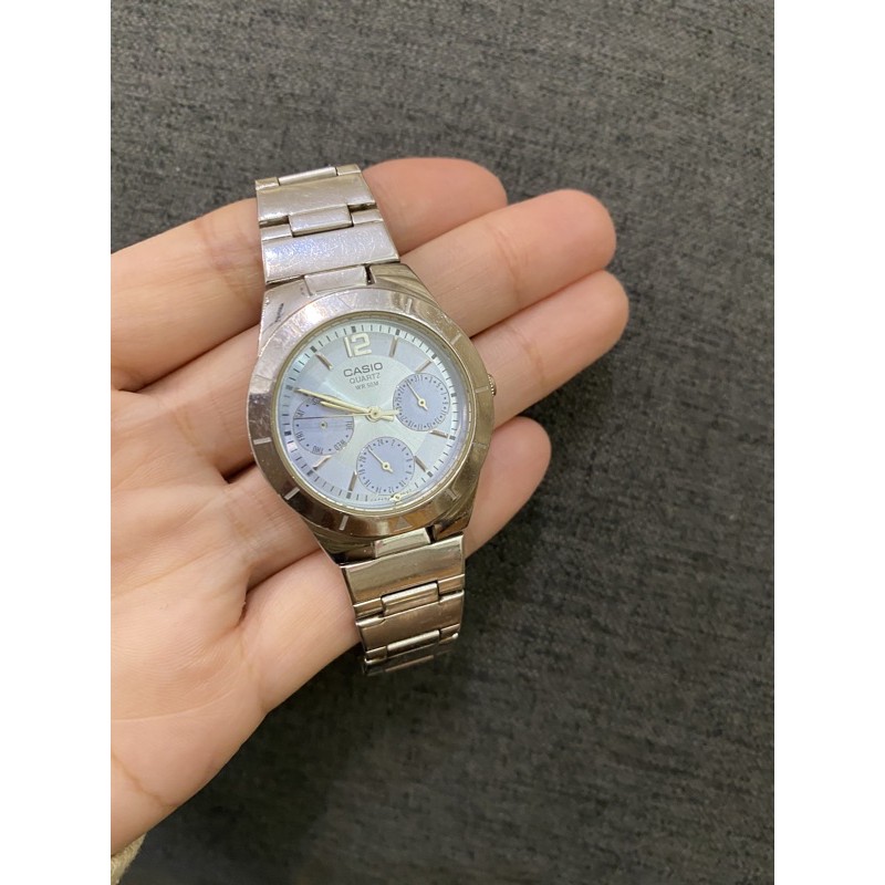 Casio cheap quartz wr50m