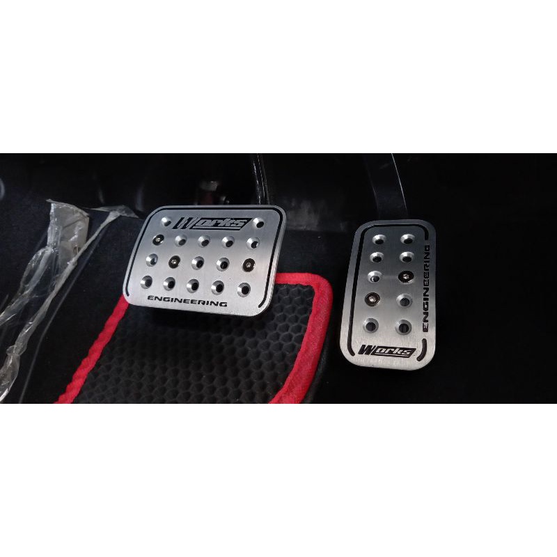 Foot Pedal Set (Automatic/Manual transmission) (WORKS ENGINEERING