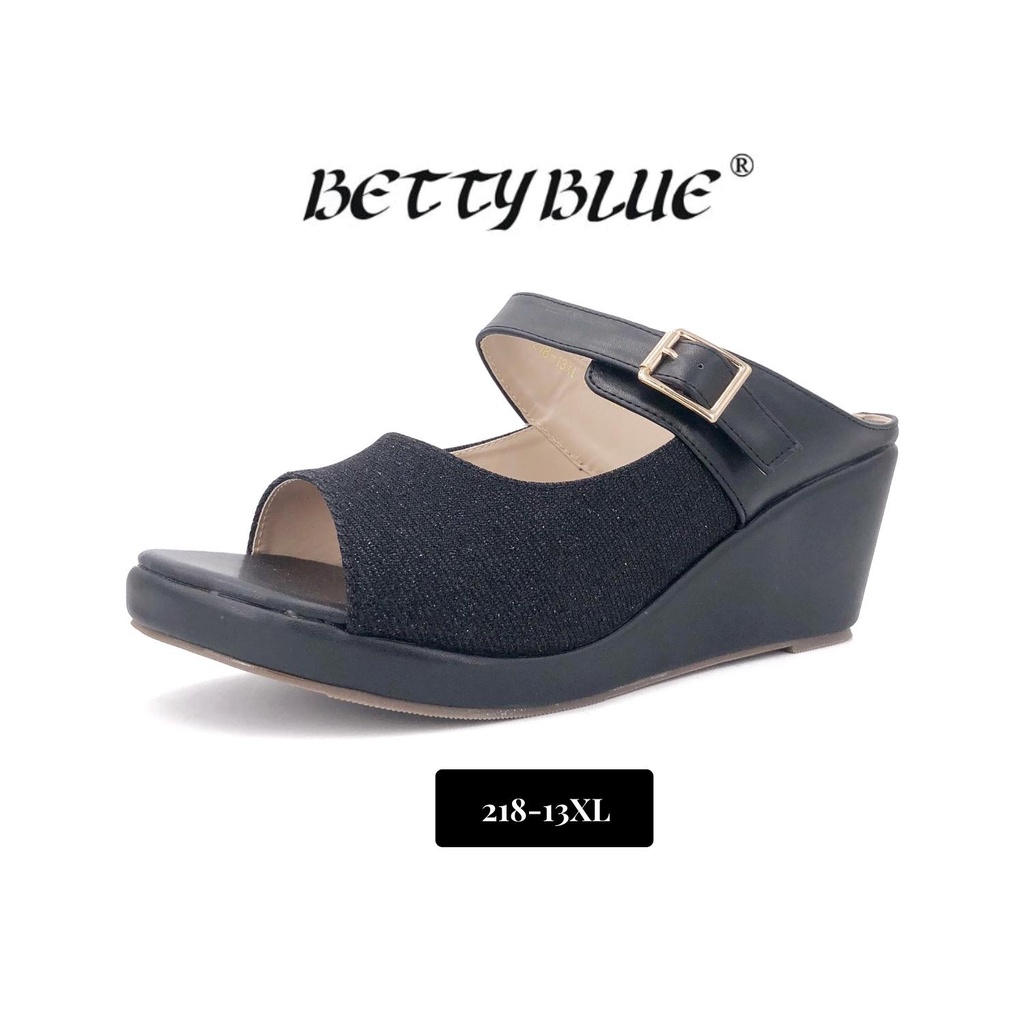 New ladies sandals on sale 218