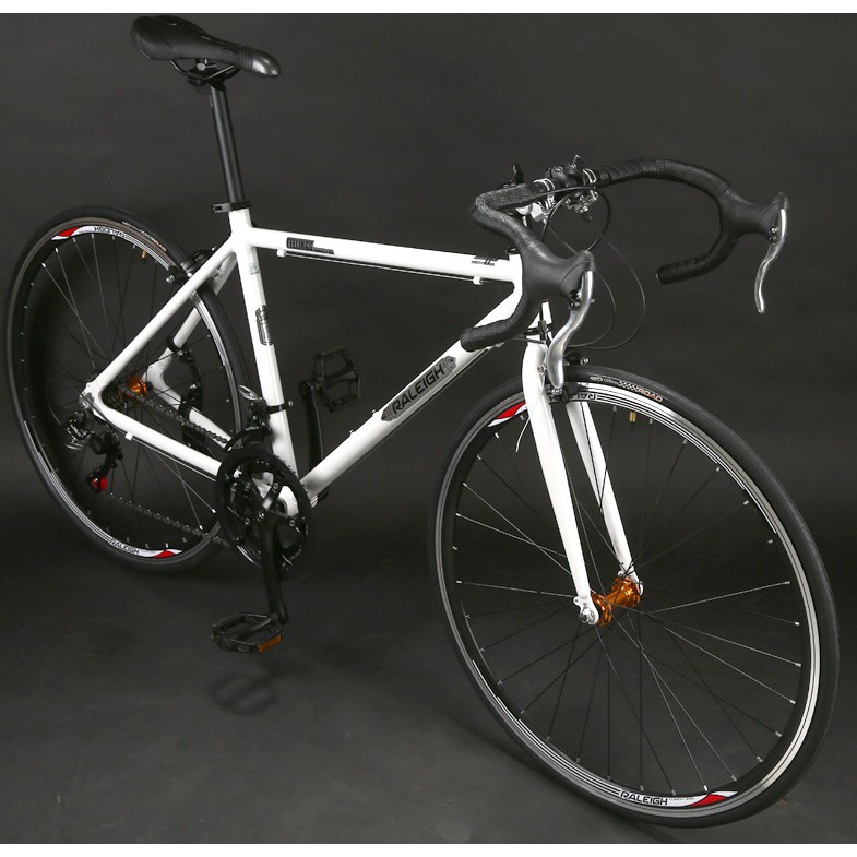 700c Raleigh Ultra Light Fast and Furious Racing Road Bike