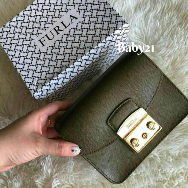 Furla olive outlet green bag