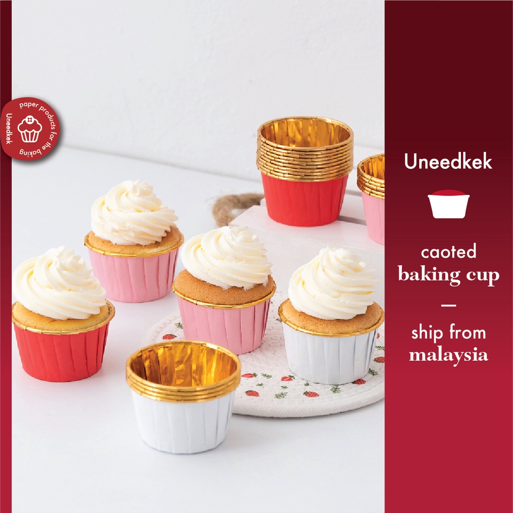 Free standing clearance baking cups