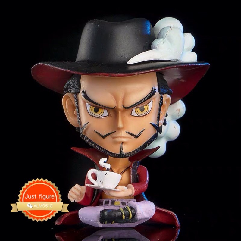 ️Ready stock ️One Piece figure ️ doflamingo mihawk Vinsmoke ️include ...