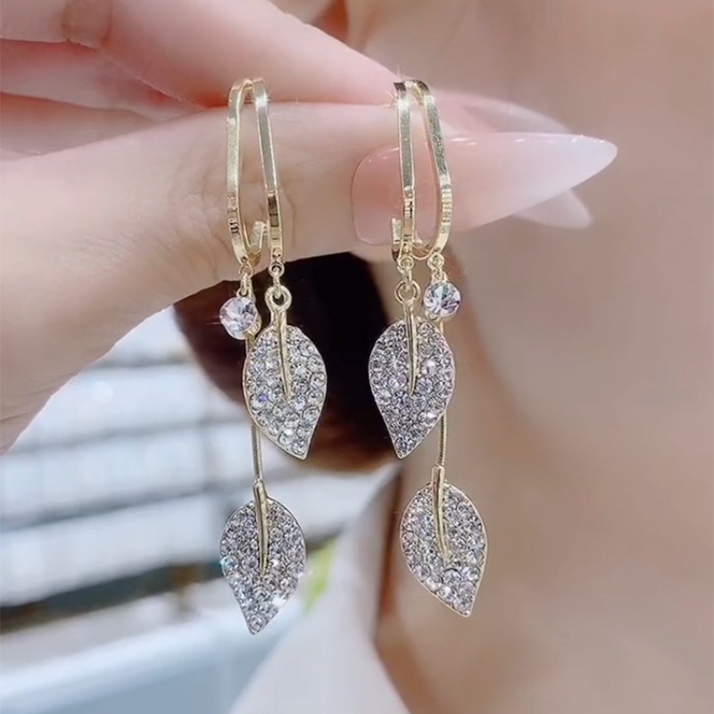 2018 New Korean Elegant Design Simulated Pearl Long Tassel Earrings Women  Fashion Shiny Zircon Drop Pendiente - China Earrings and Ear Clip price