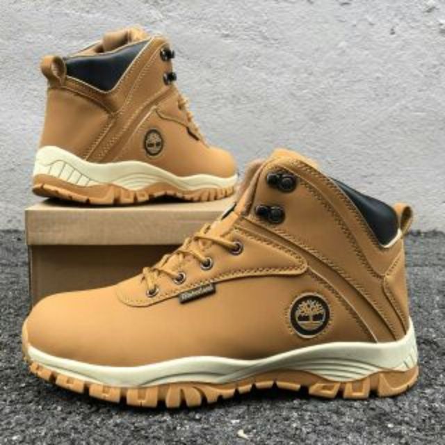 High cut store timberland boots