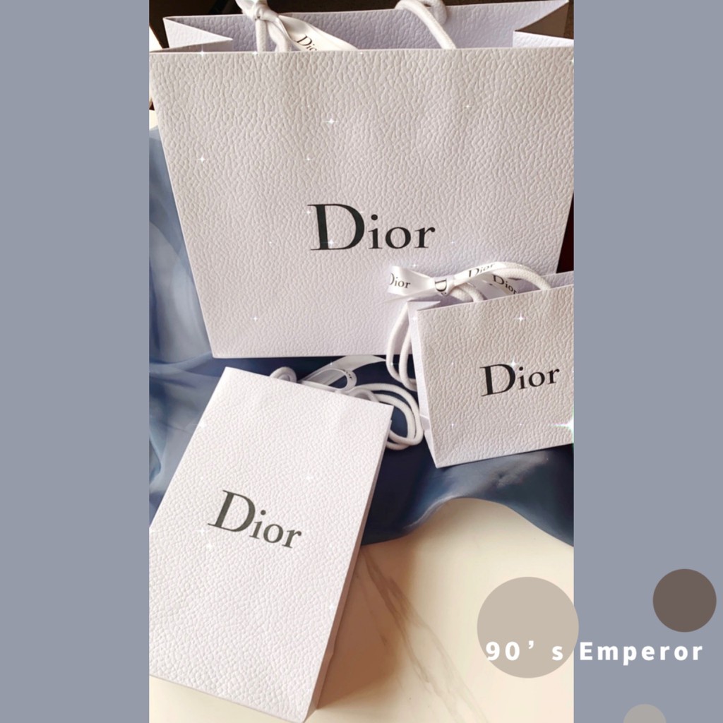 READYSTOCK~~AUTHENTIC Chirstian Dior Paper Bag With Dior Ribbon