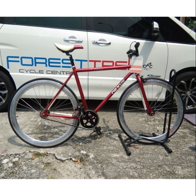 Nexus fixie hot sale bike