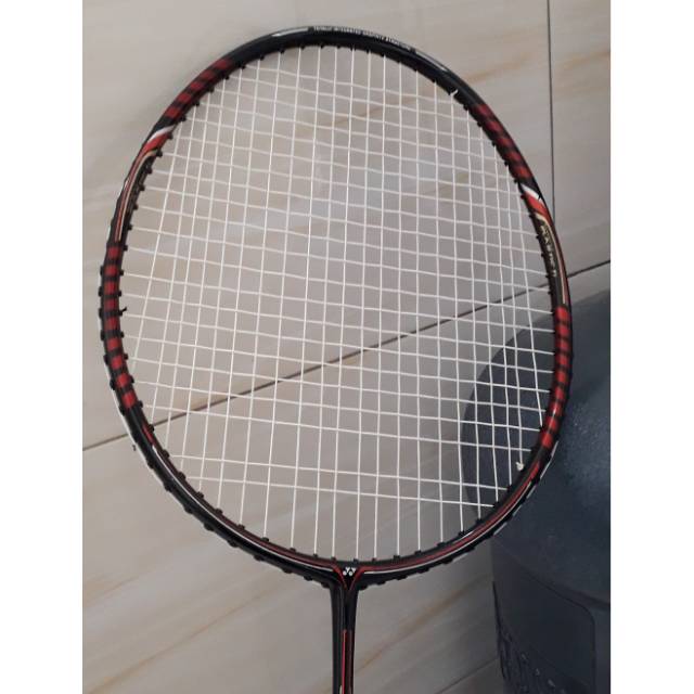 高い素材 CARBONEX Strung 35 バドミントン