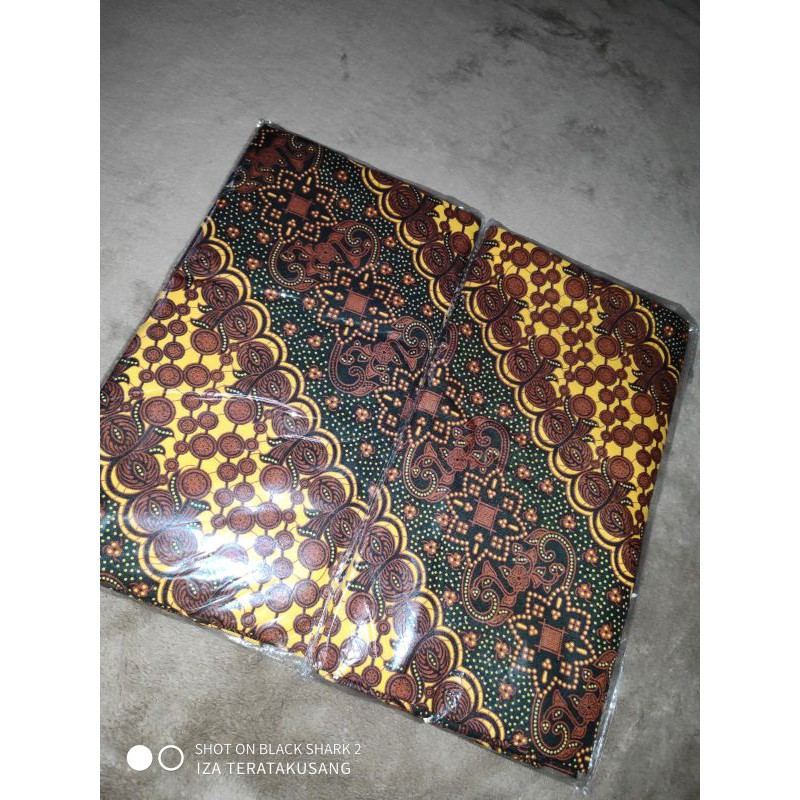 BATIK VIRAL DAN PELIKAT VIRAL | Shopee Malaysia