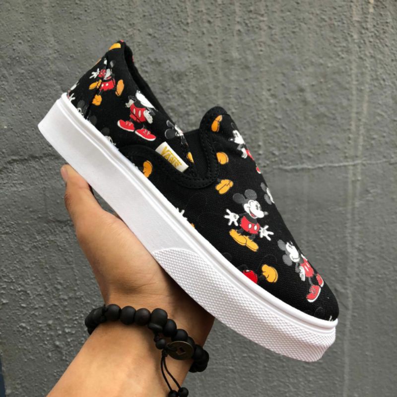 Kasut vans mickey store mouse