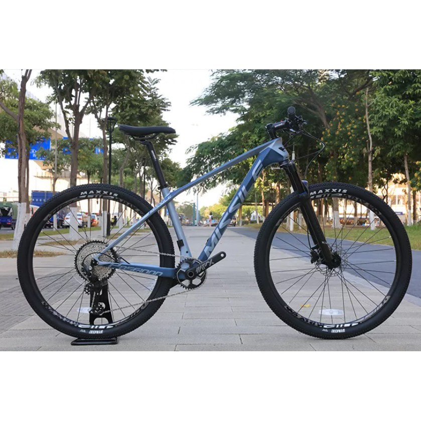 Basikal store mtb carbon