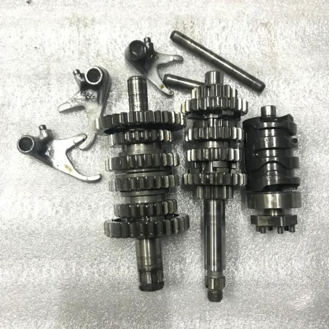 rx 135 engine cover