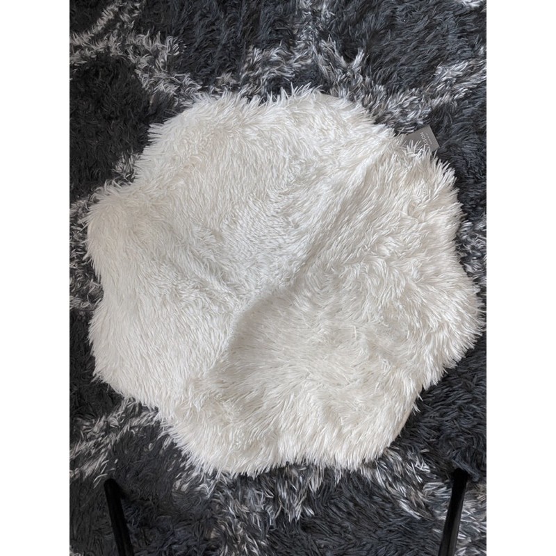 (READY STOCK) Kaison Flower Shape Fur Rug Carpet 60x60 (White) Shopee