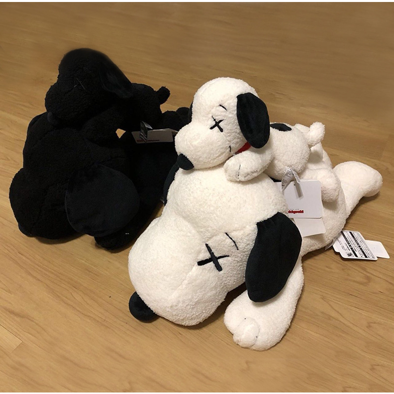 Snoopy x best sale kaws plush toy