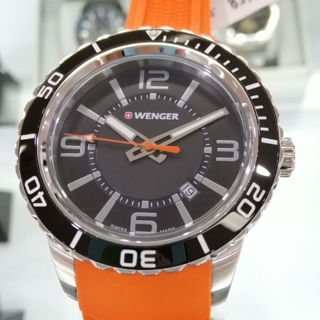 Wenger orange online watch