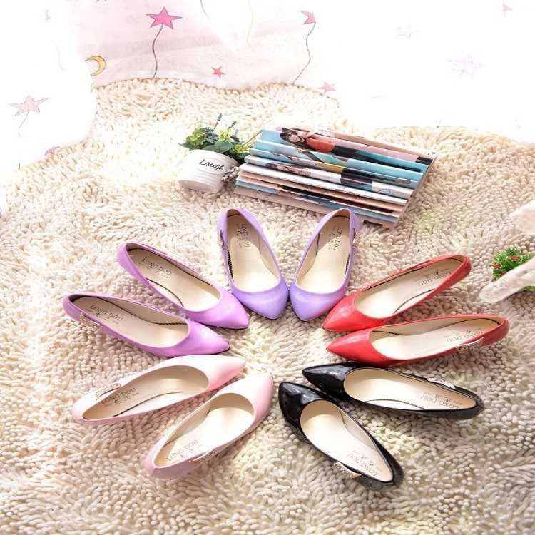 Low cut sale vamp heels