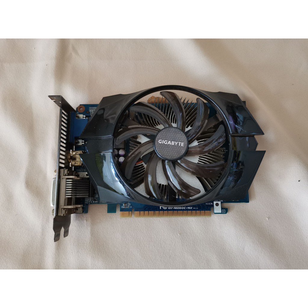 GC Gigabyte GV N650OC 1GI rev. 2.0 NVIDIA Graphics Card GTX650