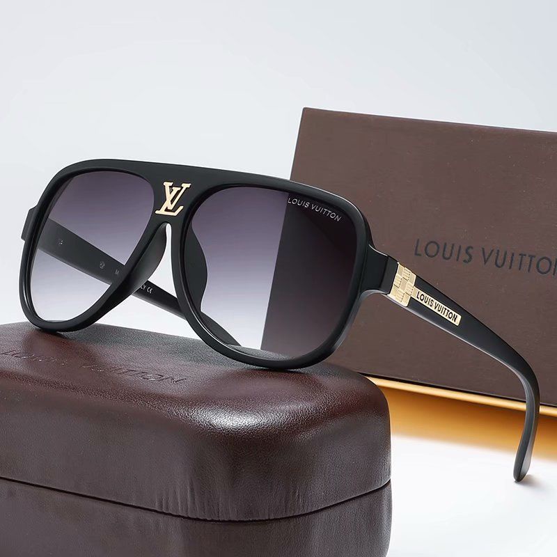 ✧Louis Vuitton same sunglasses male 2021 retro trendy sunglasses female  Korean version of the net red same glasses big f