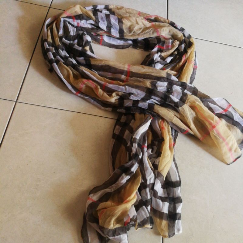 Burberry scarf second outlet hand