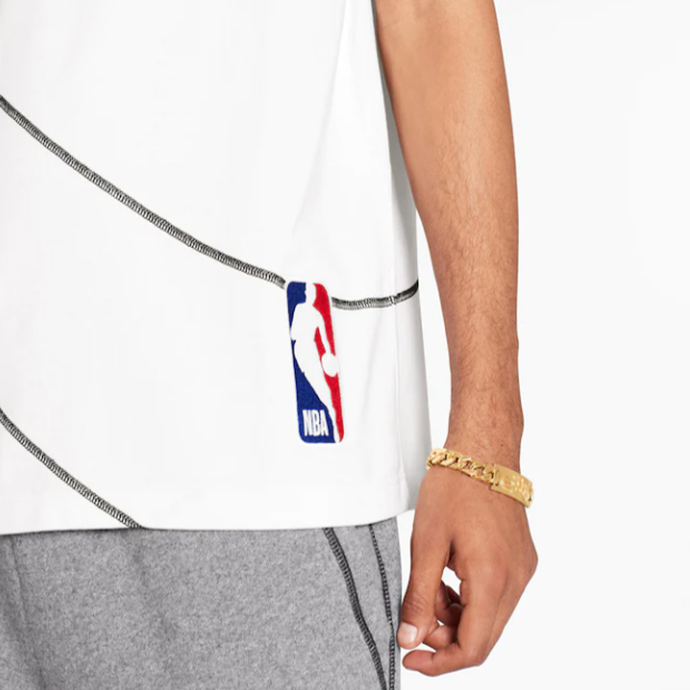 Louis Vuitton x NBA Embroidery Detail T Shirt Milk NavyLouis Vuitton x NBA  Embroidery Detail T Shirt Milk Navy - OFour